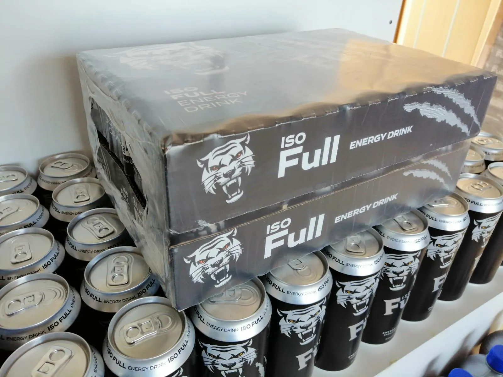 Refrigerante com Gás Frutado & Bebida Energética Locca & Full (250ml) Modelo 13 — Alimentos, Leguminosas e Bens de Grande Consumo | COIDET & ATC
